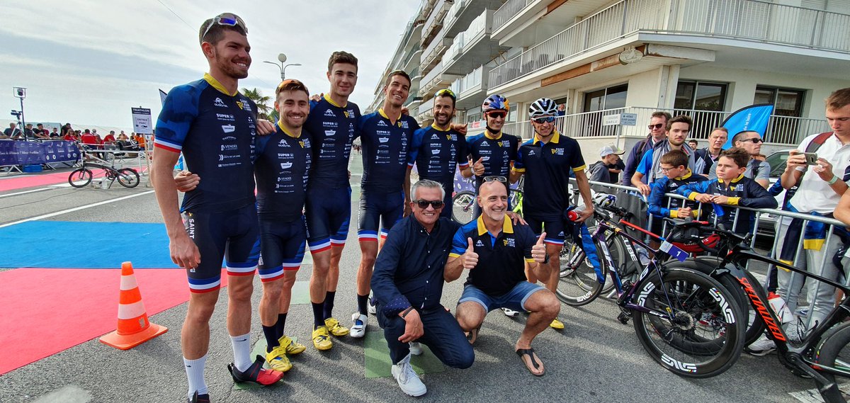 #TriALB à 18h30 départ des hommes. Pour <a href="/StJeanTriathlon/">St Jean Triathlon</a>, l'équipe sera composée de :
- <a href="/mariomola/">Mario Mola Díaz</a> 
- <a href="/LeoBergere/">Léo Bergère</a> 
- <a href="/joao_pereira87/">João Pereira</a> 
- <a href="/cescgodoy/">Francesc Godoy</a> 
- <a href="/ArthurBerland/">Arthur Berland</a> 
Et en U23 : Louis Vitiello et Paul Lebois 
#GoStJeanTri 👍😀