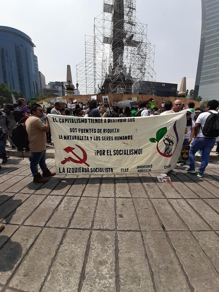 maxcorreah's tweet photo. La vida humana tiene esperanza, los jóvenes y la conciencia de los niños para reconocer que la Madre Tierra es un ser vivo que tiene derechos y que debemos respetar, representan esa esperanza de vida. 

La expresión global de ayer así lo manifiesta. 

#DerechosDeLaMadreTierra https://t.co/NHdT45o3AU