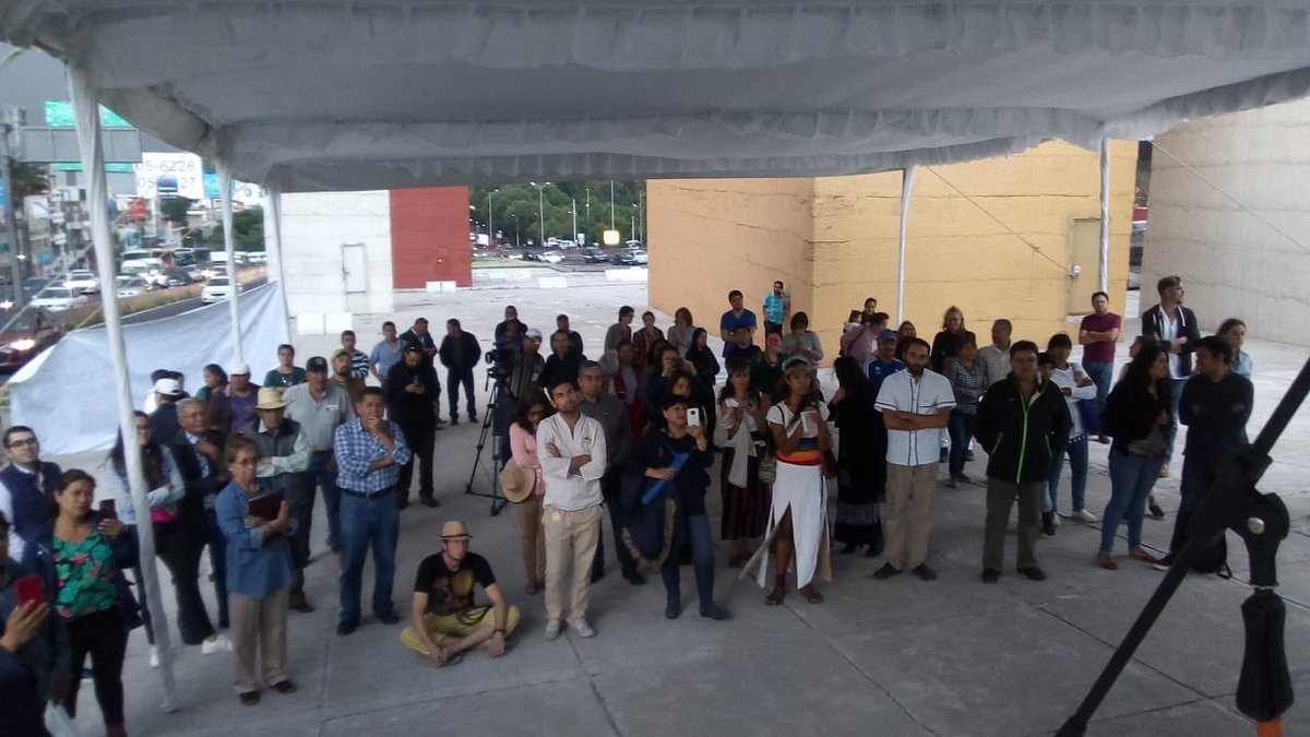 maxcorreah's tweet photo. La vida humana tiene esperanza, los jóvenes y la conciencia de los niños para reconocer que la Madre Tierra es un ser vivo que tiene derechos y que debemos respetar, representan esa esperanza de vida. 

La expresión global de ayer así lo manifiesta. 

#DerechosDeLaMadreTierra https://t.co/NHdT45o3AU