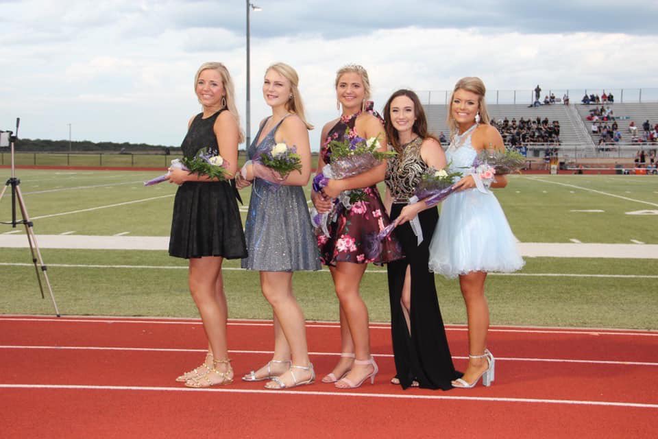 jacksborofccla's tweet photo. We are so proud of our Jacksboro homecoming queen nominees that are our very own FCCLA members! They have worked hard and looked beautiful! Congratulations ladies! A very special congratulations to Morgyn Green, the homecoming queen! #fccla #jacksborofccla https://t.co/9XG6oHxGZD
