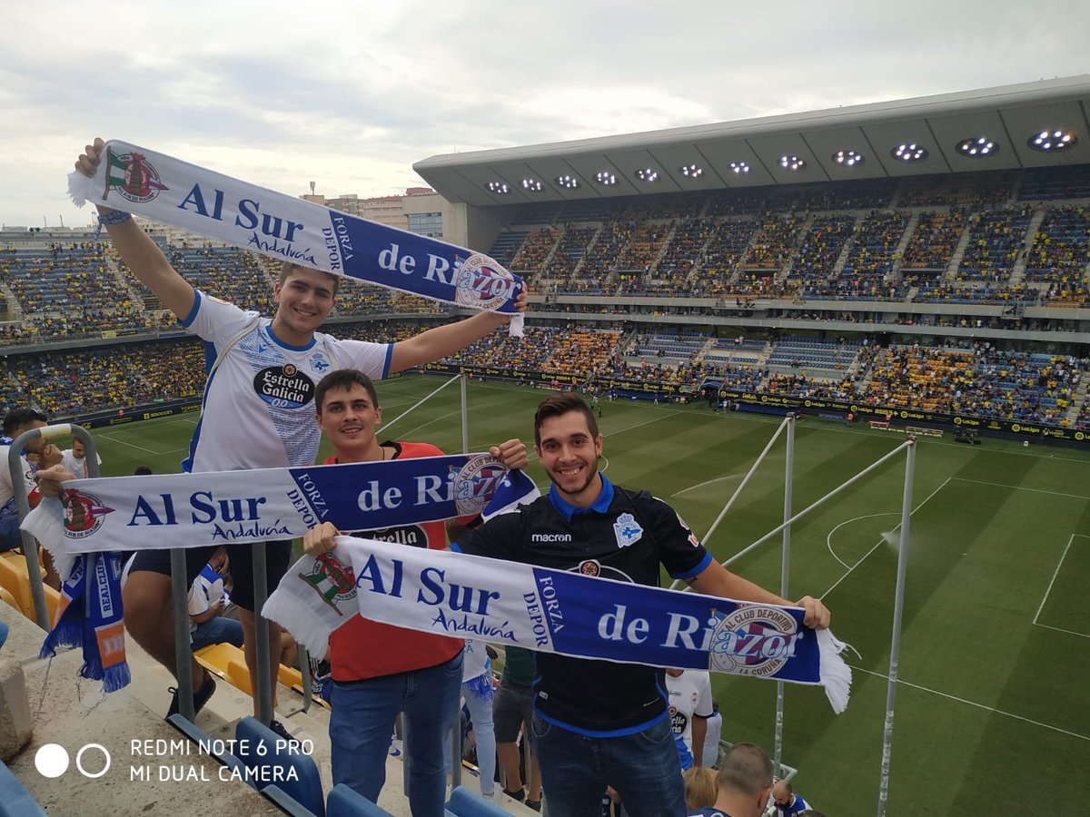 SurdeRiazor's tweet photo. Carranza Blanquiazul. #ASDR1920 https://t.co/vCm3Bis5Hn