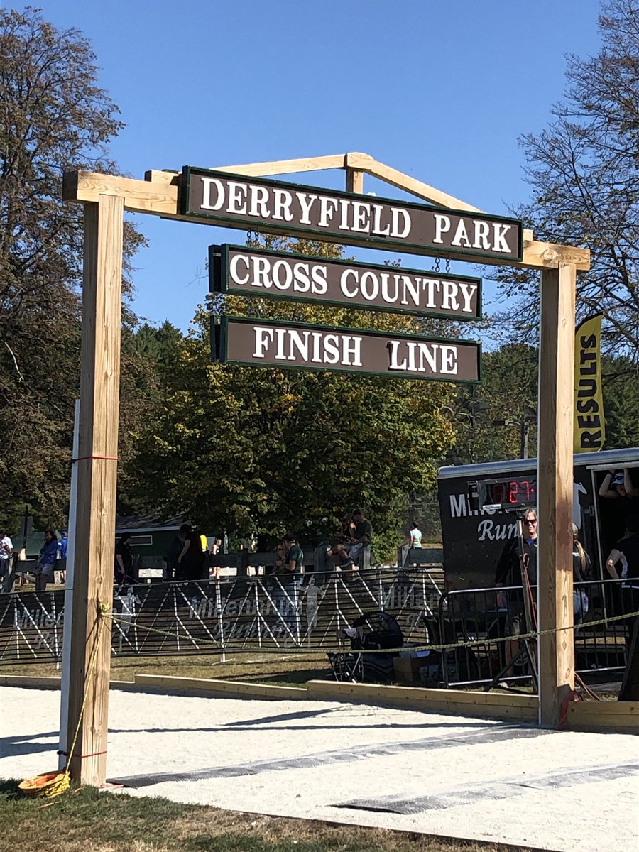 Great day for the Manchester Invitational! Go WAXC! @WAGreyGhosts