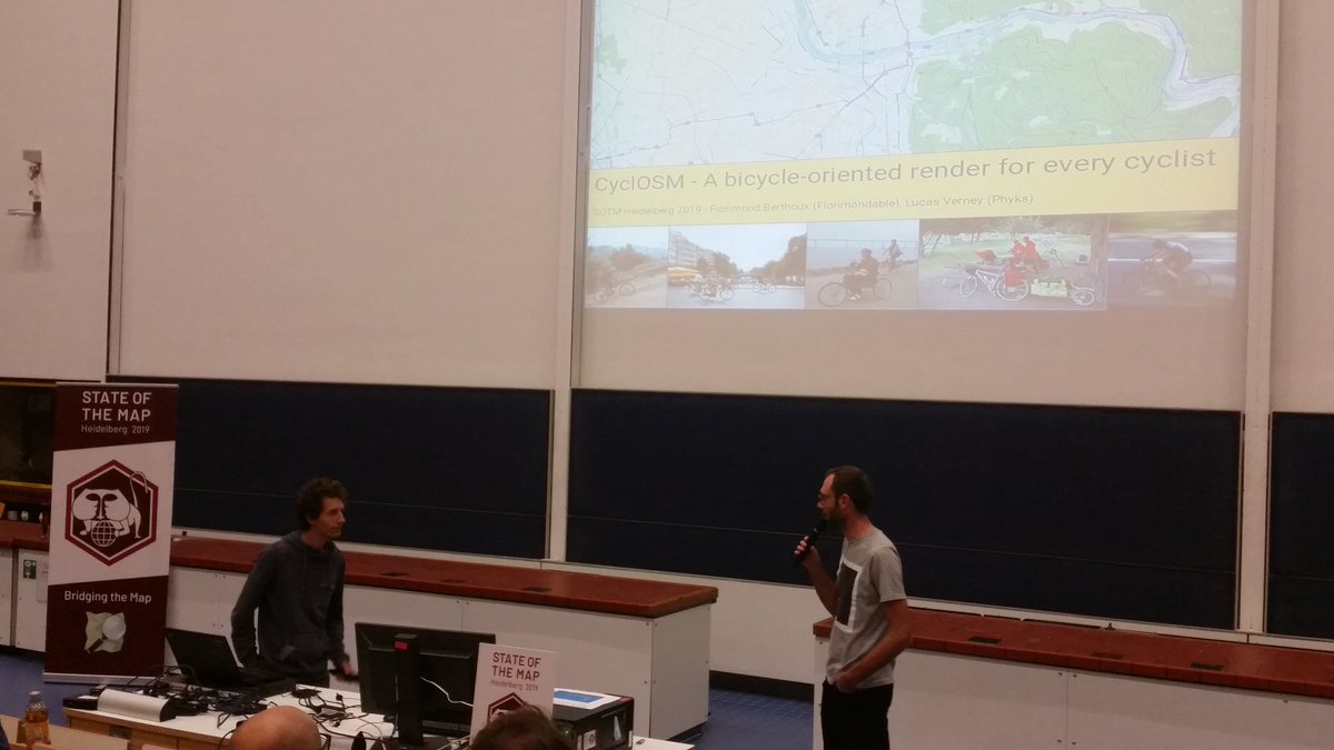 cartocite's tweet image. @PhyksIsHere and #Florimond present #CyclOSM : tremendous work to produce a new open bicycle map with #OSM data at #sotm2019 @sotm