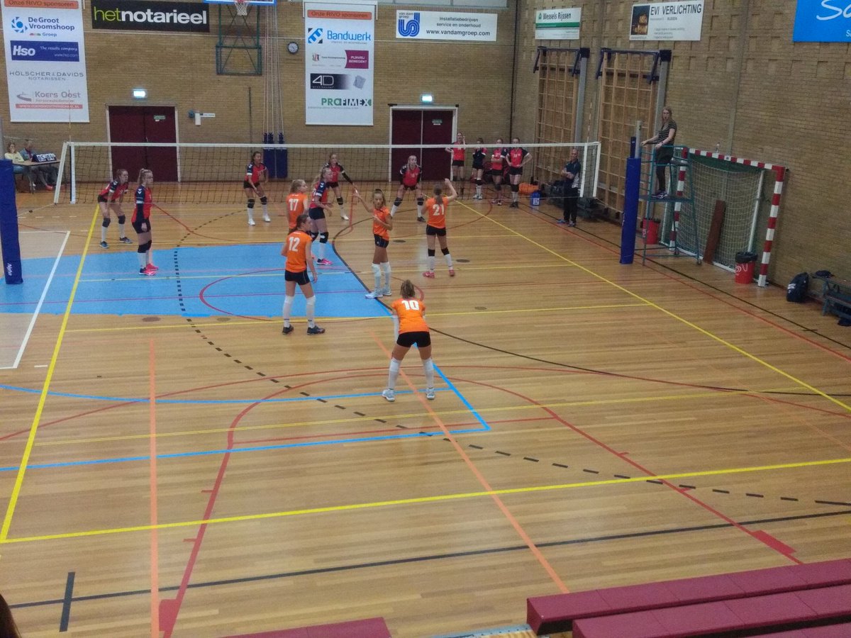 Rivo MB1 overtuigend langs Twente 05 in eerste competitiewedstrijd
4-0 winst.Lekker begin.
#hoofdklasse