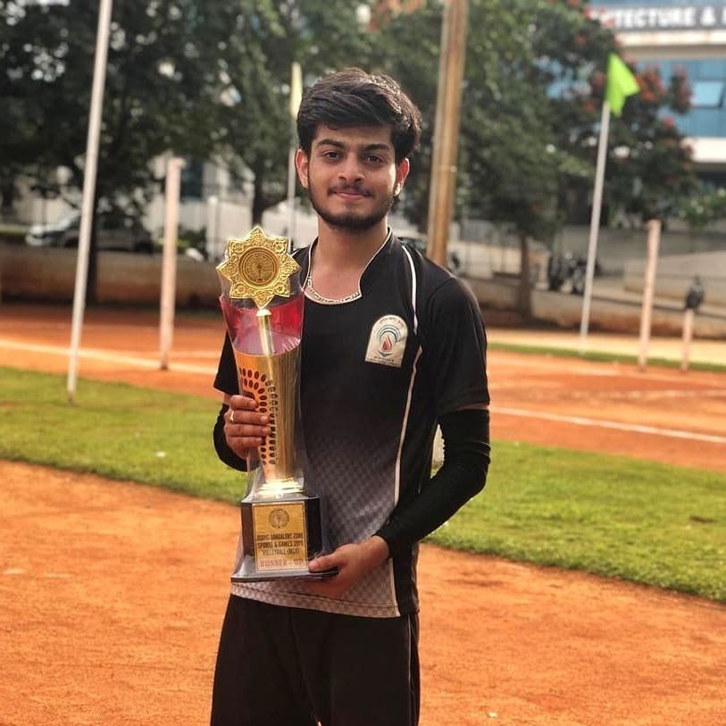 nimmasuraj's tweet photo. Sri Sri College of Ayurveda Men's Team has secured Runners in #Bengaluru Zone Volleyball tournament held at BGS GIMS Medical college & got qualified for State level Inter Zonals ✌️
@SSCASRHOfficial @SriSri @SriSriTattva @ssrvm @SriSri_Hospital
#rguhs #sscasr #srisri https://t.co/QZJTqjtIQj