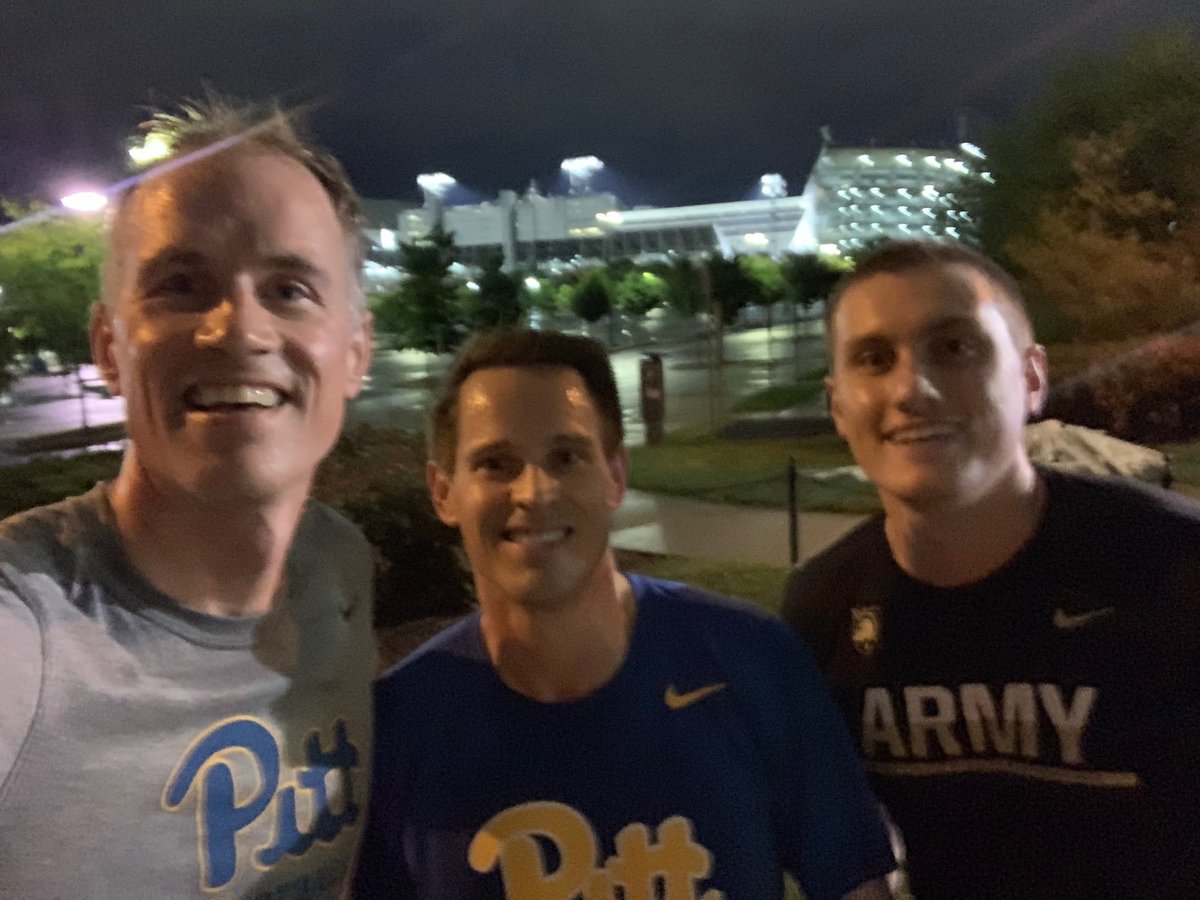 VolkerMusahl's tweet photo. Did our part. One burpee per each anti-Pitt comment. Did ONE! @NittanyLion tame? @CoachDuzzPittFB @Pitt_LykeAD @UPMCSportsMed @JamesConner_ #H2P #Didourpart #Lionsmeow https://t.co/yPF71Cenys