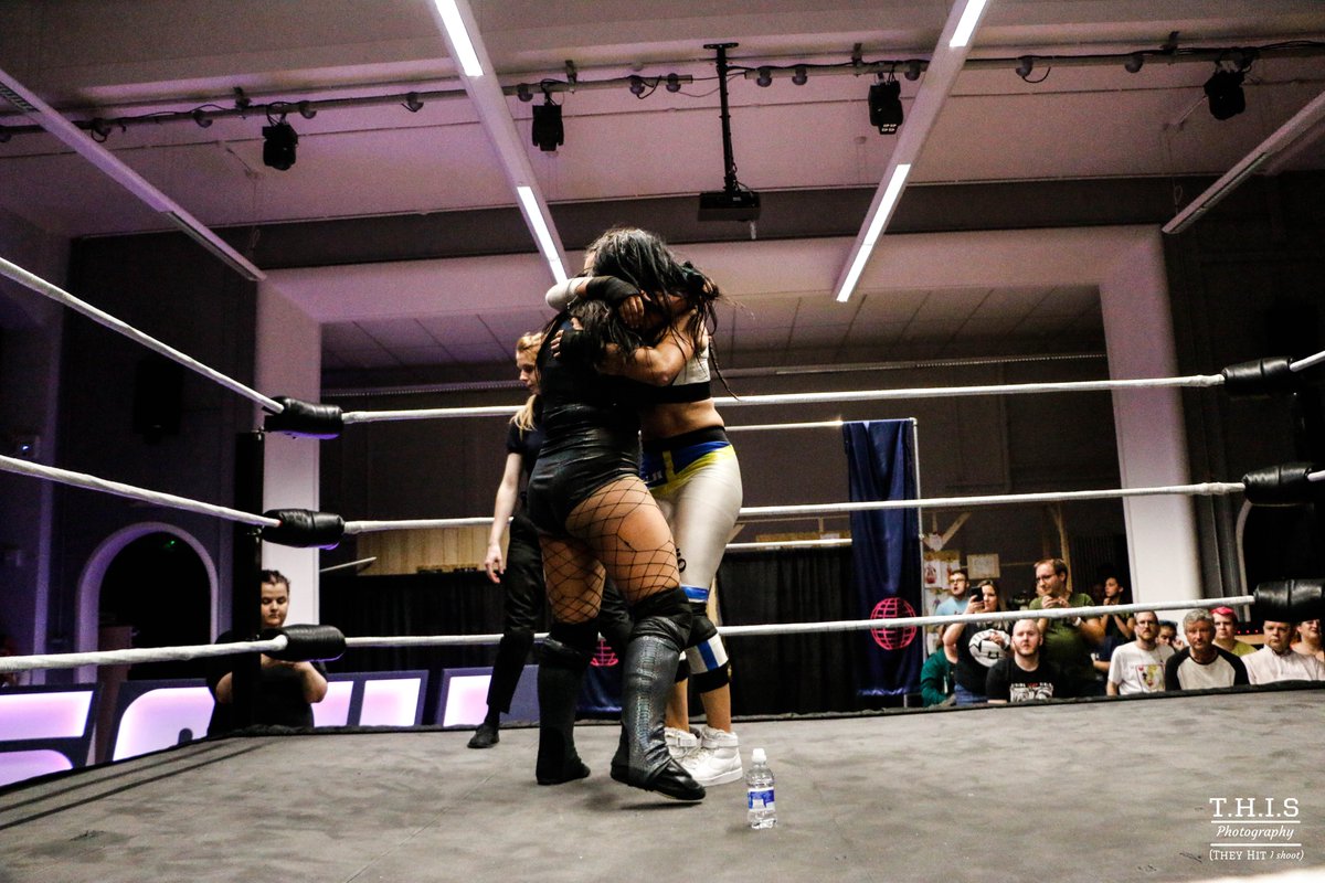 THIS_imagery's tweet photo. @ProWresSOUL @JaidaWrestling @charlievanspro @Mercedez_Blaze @MillieMcKenzie0 @KanjiDuku @b_tylr @chakarawrestler @DaniLuna_pro @TaliaMartinsPro @JinnyCouture @thealeahjames @DarcyStonePW What. A. Show. 

Thank you for having me <3 https://t.co/j7HIZXF8mS