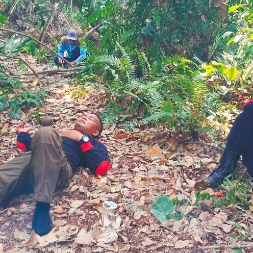 Terjun langsung dilokasi....

Semog lelahmu menjadi ibadah sahabat 

#BanserPadamkanKarhutla