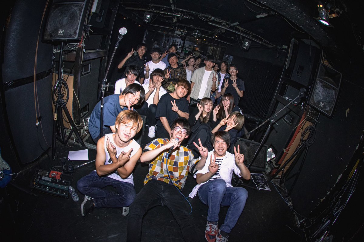 DUnderstan's tweet photo. 改めまして
昨日はありがとうございました！
無事CDを発売させることができ
本当に良かったです。

そして発表しました通り
UnderstanD ミニアルバムをもって
東京、横浜、名古屋と色々と回らせてもらいます

楽しみがいっぱい。
これからもよろしくお願いします🙃 https://t.co/viXziNHHIM