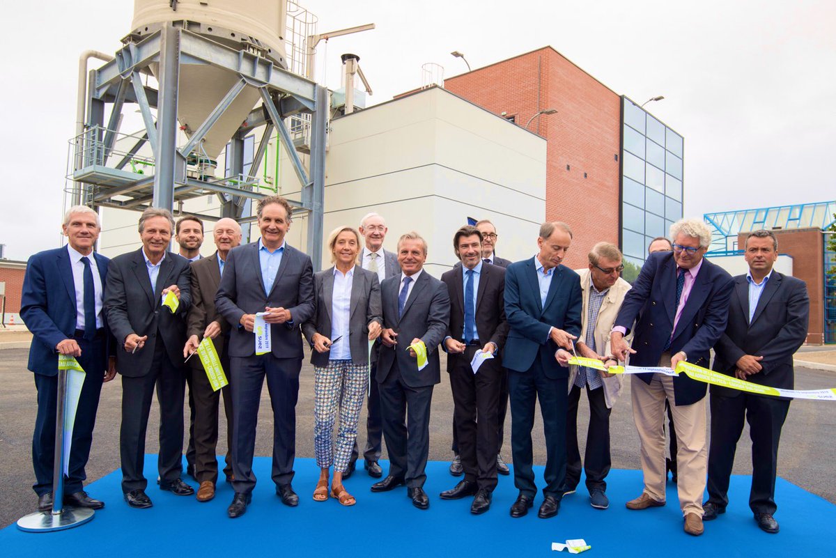 FerniotB's tweet photo. Très belle inauguration de la nouvelle unité de décarbonatation du Pecq en présence notamment de @EricDumoulin78, @jrdavin... Merci aux équipés de @suezFR ! https://t.co/hBJNq6ilA4