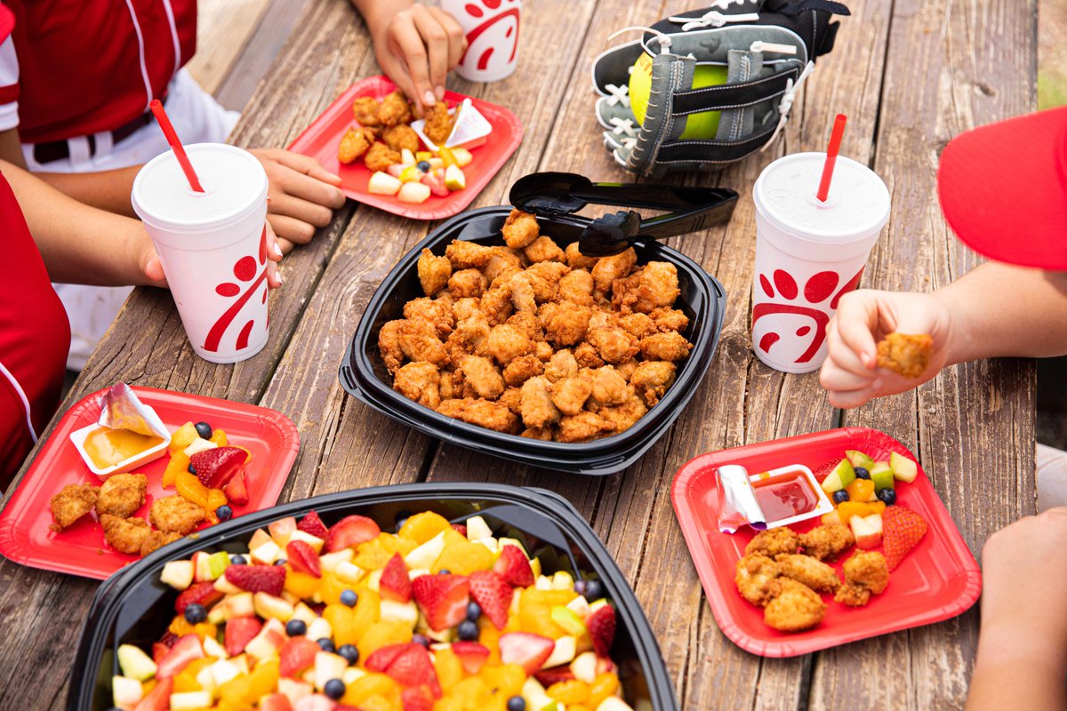 CfaMayfield's tweet photo. Feeding a bunch of Little Leaguers? Cater the team with Chick-fil-A for a real home run. https://t.co/C8MJa0ESa1