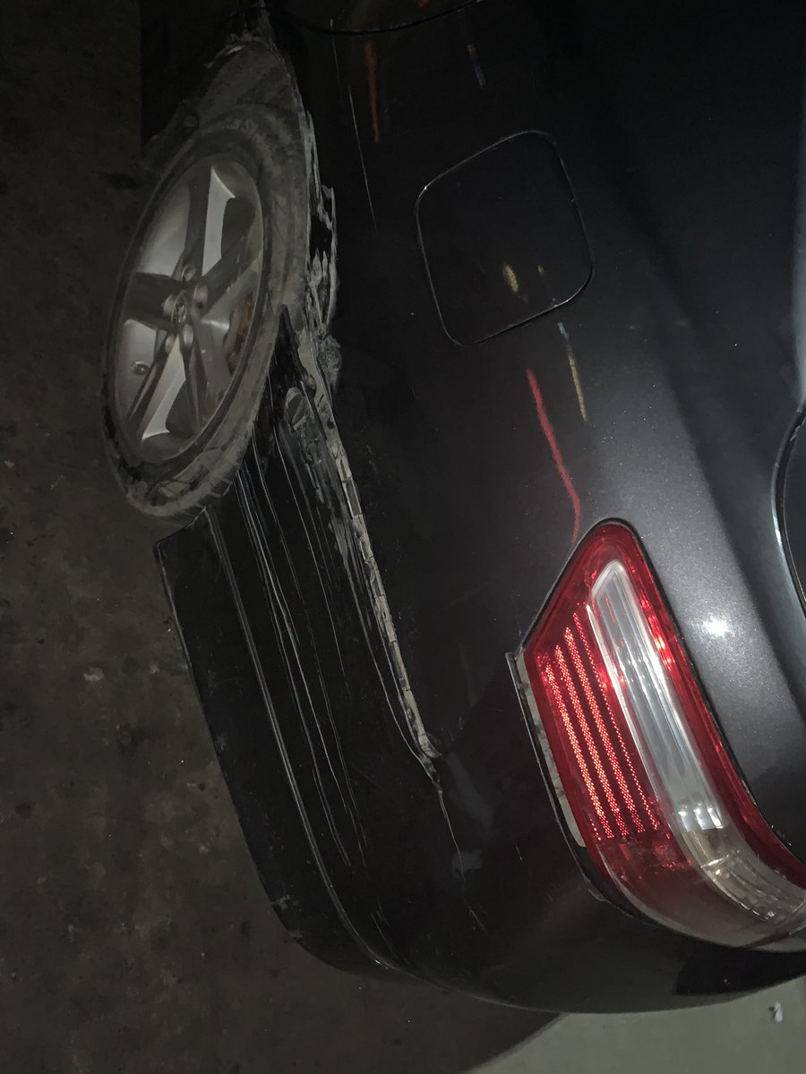 olaoyejuwon's tweet photo. My last night experience with the so called Nigerian police, and my car is not even a month old 💔💔 #sad #ReformPoliceQuickly #PoliceBrutality https://t.co/JdnXl5p08r