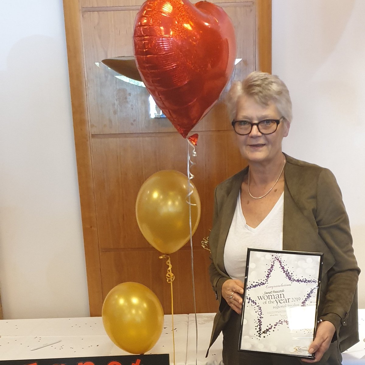 katsathome's tweet photo. My lovely Southwood Woman of the year winner getting through to our regional finals last weekend with her awesome weight loss of 5 1/2stone, which she's lost in only a year! @SlimmingWorld #slimmingworldgroup #slimmingworldlife #slimmingworldfamily #swwomanoftheyear #swsouthwood https://t.co/XDM2iwUHZM