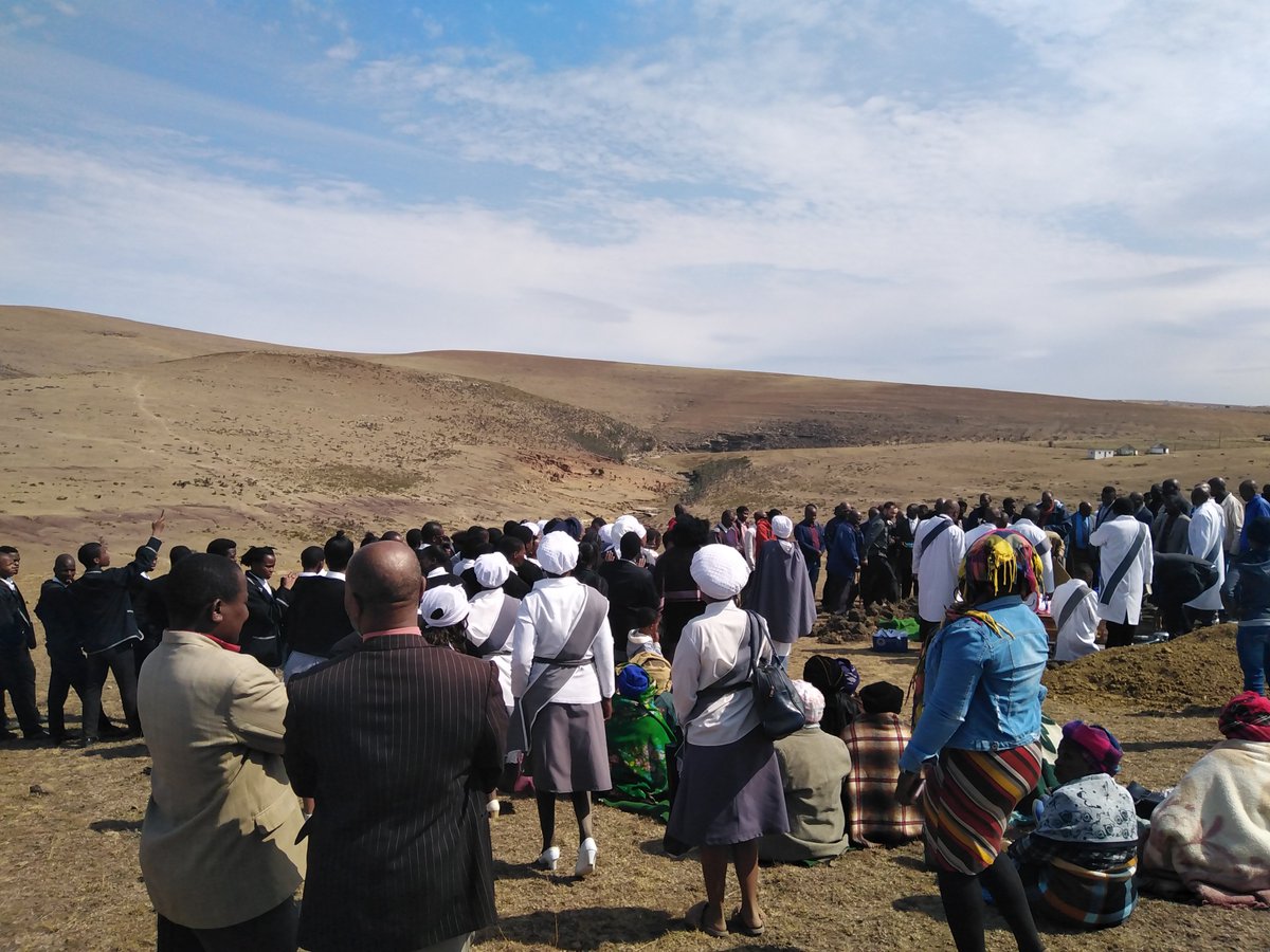 Athi_Saba's tweet image. Aviwe Wellem, beautiful, loving and God&apos;s child is laid to rest in Qokolweni, Dutywa Eastern Cape. She was raped and murdered. #SheWasNext