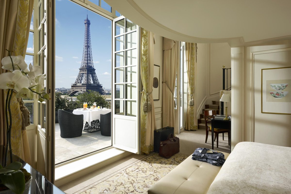 ParisArtDeVivre's tweet image. Read this @ShangriLaParis review: #Parisian decadence with knockout views 👀✨
bit.ly/2LtHpvb via @EveningStandard
 
#ParisTourism #5starHotels