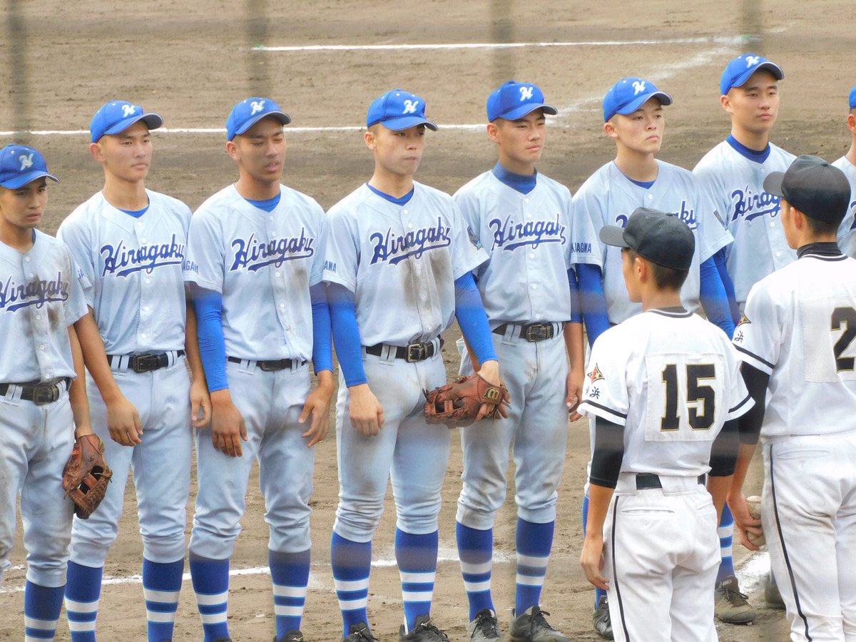 Keisuke 戸塚負けました 平塚学園の柳沼くん 立ち上がりに先頭打者に頭部死球与えて動揺はあったはずだけど そこ乗り切って尻上がりに球も走り出し打てる気せんかった 平学は熊谷 高田と右の本格派がよく育つ土壌があるのかな さらなる成長が楽しみ