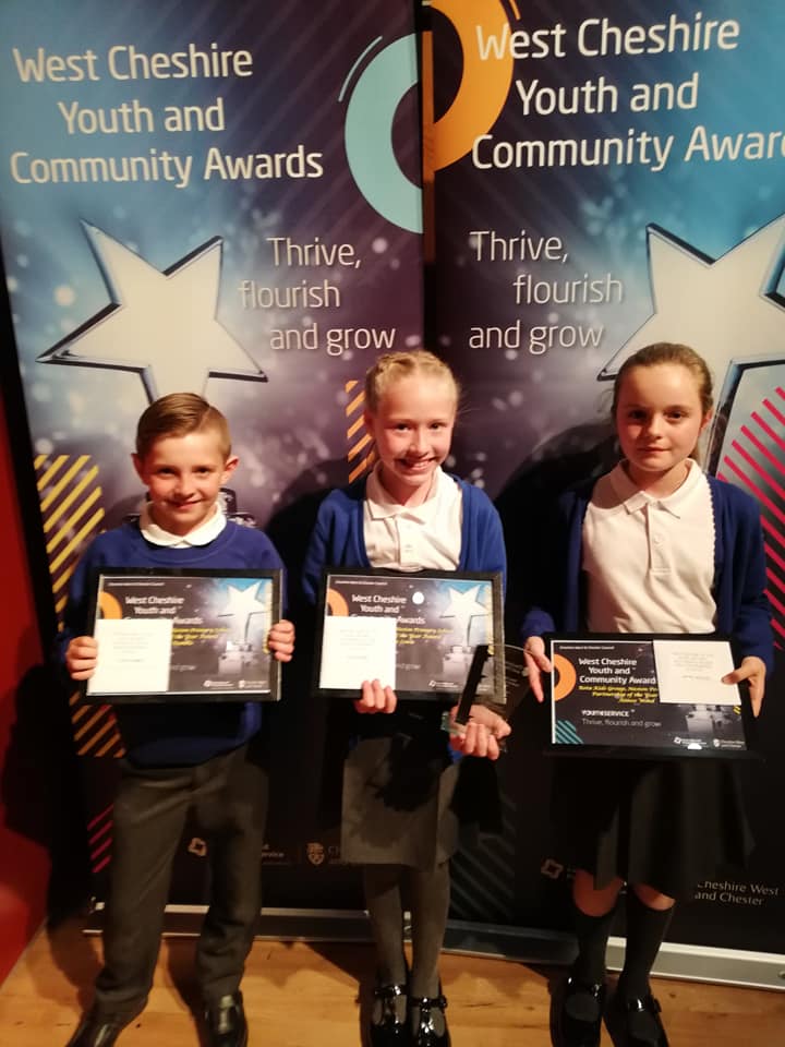 Rotakids Group - winners of the 'Partnership Award' at the W.Cheshire Youth &amp; Comm' Awards. Well done for  supporting individuals and charities locally, nationally and globally.  Thank you - <a href="/Go_CheshireWest/">Cheshire West</a> <a href="/weezegee/">louise gittins 🌹🌹🌹</a> <a href="/NESTONCYC/">NESTON CYC</a>  <a href="/NestonRotary/">Wirral and Neston hub of Rotary passport club</a> <a href="/RotaryGBI/">Rotary GB & Ireland</a> <a href="/theyouthsenate/">theyouthsenate</a>