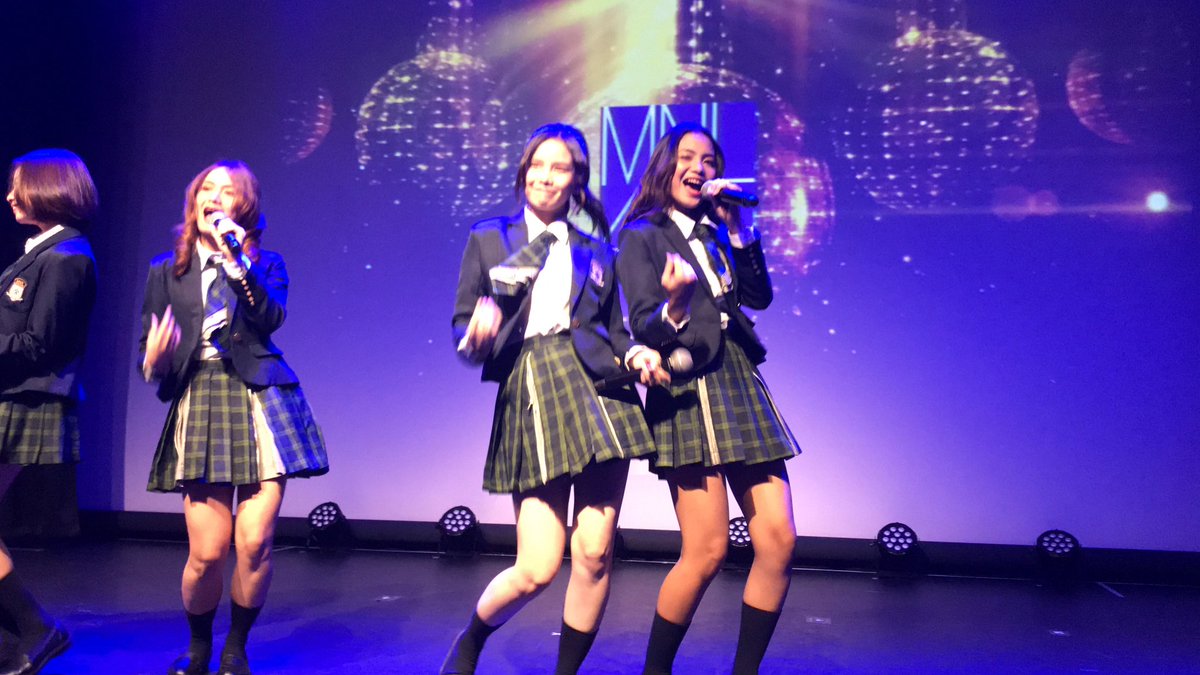 antichi's tweet photo. MNL48の日本初ライブは無事に終わりました！

ここが今日一の48現場だぜ！

#MNL48 https://t.co/t258fsQxmp