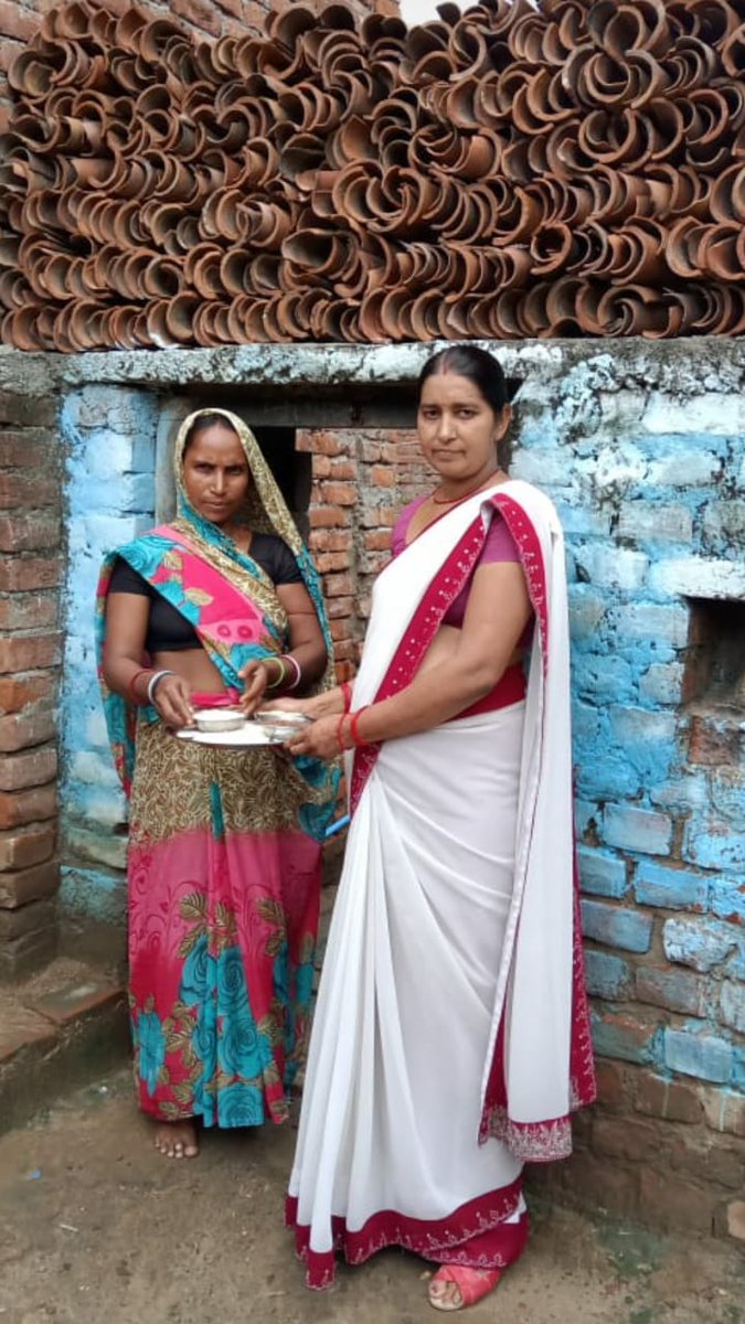 suposhitnalanda's tweet photo. "हर घर एक मुट्ठी" is an innovative step for community participation in #Annaprasanna driven by #Ekangarsarai Block, Nalanda. The food display during annaprasanna is prepared with the collection of grains from local households.@NITIAayog @MinistryWCD @smritiirani @POSHAN_Official https://t.co/AbQZJI4QxB