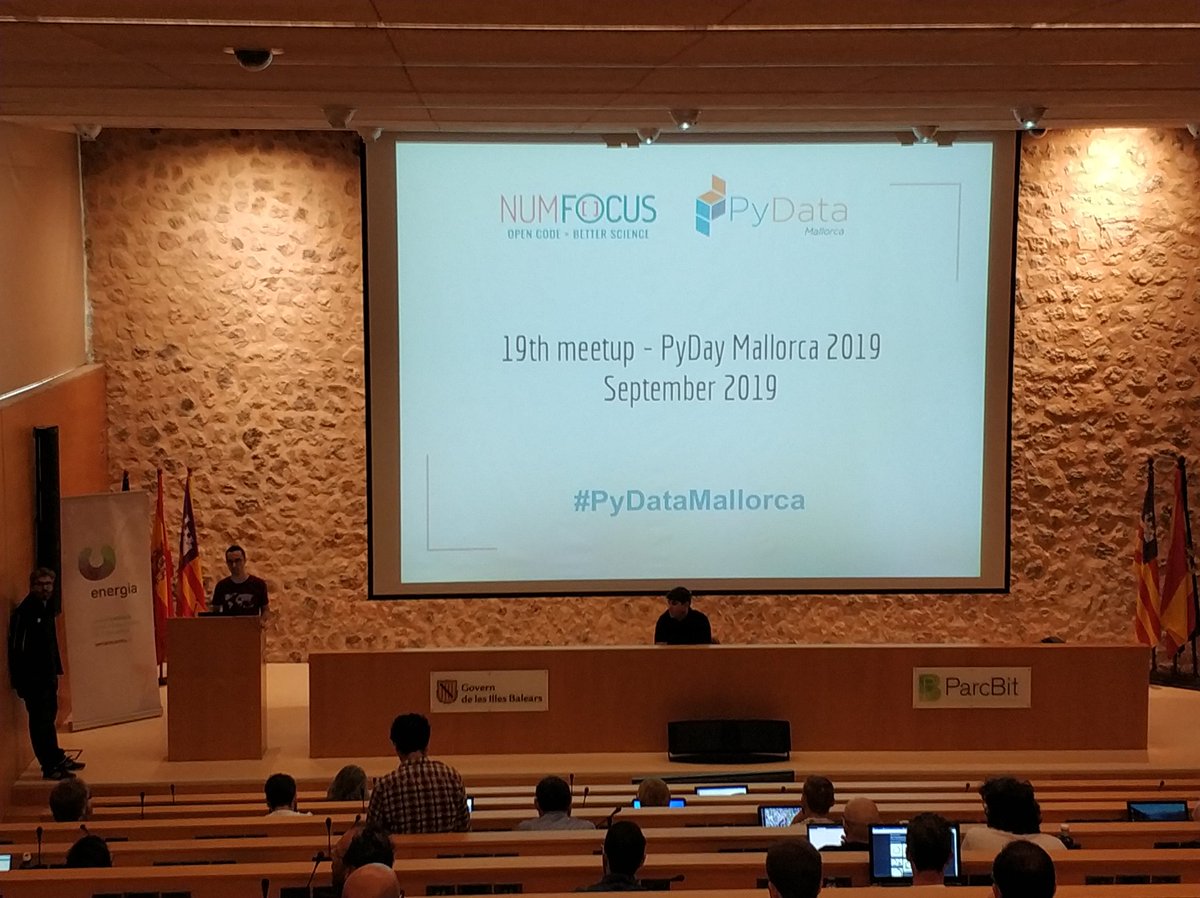 miau_db's tweet photo. Let's start the PyDay Mallorca 2019! Today we have talks and workshops from 9:15 to 17! #PyDataMallorca https://t.co/VxPgrL4uhE