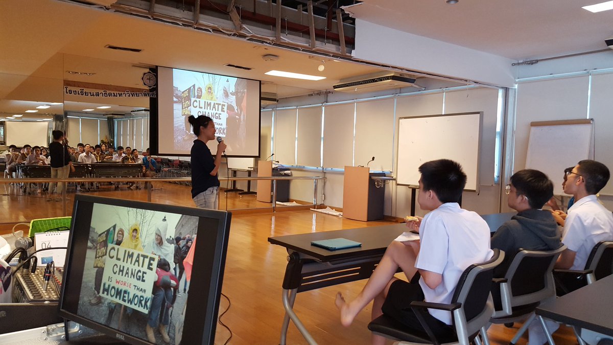 EPTSpatumwan's tweet photo. Last Climate Club .meeting of the semester with special guest speaker &amp; climate change expert Khun Nanticha (Lynn) https://t.co/FjOPiDSjuM