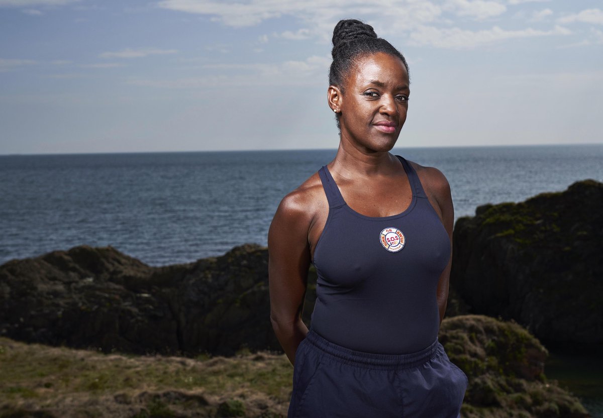 BBCBerkshire's tweet photo. Keeping up with our aquatic theme this morning, @BridgitteTT is talking to the amazing @therealDLJ about her fab show Sink or Swim! 🏊♀️ #SaturdaysWithB https://t.co/m5kkgthxCq