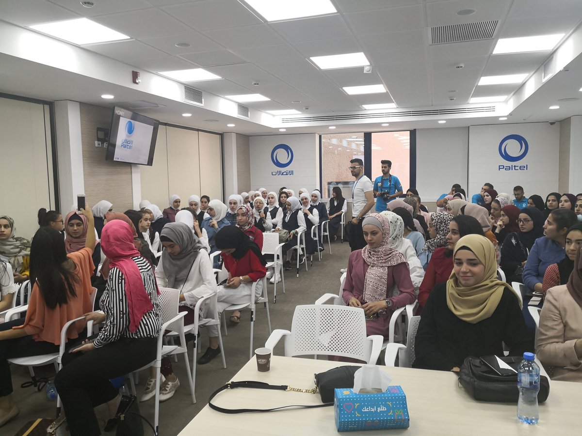 yamama_sh's tweet image. And we have a full house! Thanks @AyahSoufan @technovation #technovationChallenge