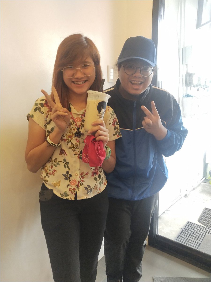 Voneeel's tweet photo. Camp Boomy Cafe!! Talaga namang Boomy!! 💞 @LeeSepagan !! 😊😊😊😊 https://t.co/NBEmA0v2yQ