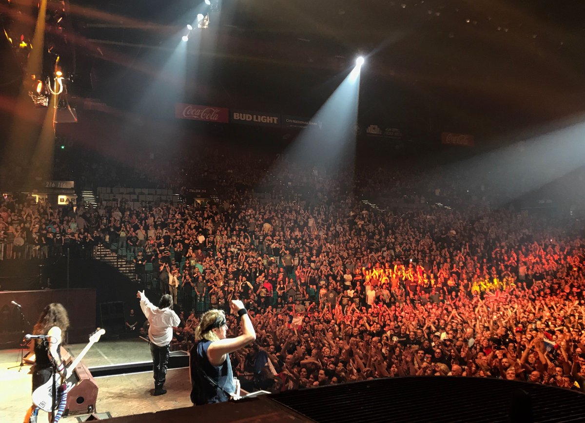 IronMaiden's tweet photo. Nice one Vegas! LA, watch out...

Play the game - https://t.co/yeMJj2moQQ | See the show - https://t.co/6oiqtB43sQ 

#IronMaiden #BePartOfTheLegacy #LegacyOfTheBeastTour #LasVegas #LA #LosAngeles https://t.co/SJT0Y3AKfZ