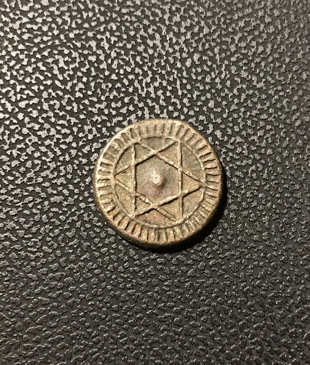 LittleJohn_RC's tweet photo. 4 Falus Sidi Mohammed IV 1287 (1870) #SaturdayNightCoinShow #4Falus #SidiMohammed @Arrowheadbroken https://t.co/kD1kncp7SD