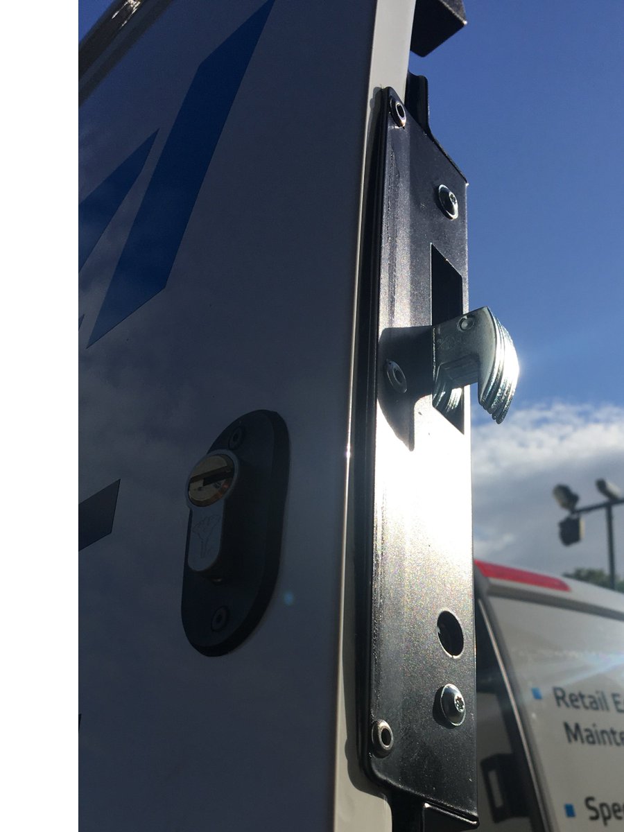 EdLockltd's tweet image. The UK's Only Hook-Lock Specialists!! 

#hooklock #betterthanthedeadlock #vansecurity #protectwhatsyours #edlockltd