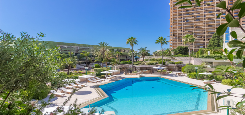This apartment offers unique al fresco living with large open terraces ideal, to enjoy the magnificent sea views. Also, take a look at this kitchen design...#monaco #montecarlo #miells #miellsandpartners #monacoinfo #monacolife #Monacolifestyle #monacolife #monacoville