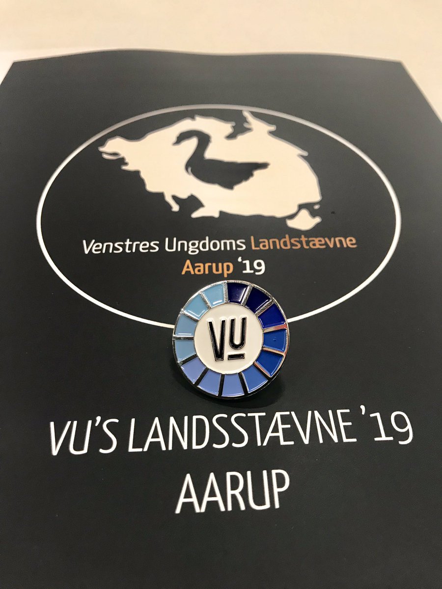 Venstres Ungdom har taget verdensmålene til sig og lavet frihedsmål og nål med målet om en friere, rigere og grønnere verden #vuls19 #dkpol