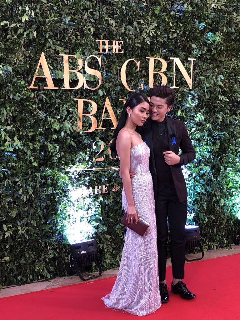 KierviB's tweet photo. may ganito kaya mamaya? weeehhh excited meeeeee

#2ndKierViDateAtABSCBNBALL https://t.co/wy1vJCunTl