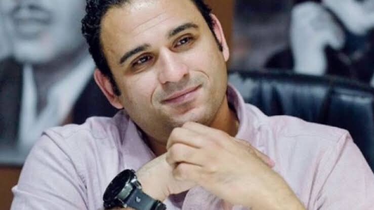 Ahmad_Youness's tweet photo. في الثريد ده ما لا تعرفه عن #اكرم_حسني 
اكرم الكل عارفه كموهبه ملهاش حل عنده طلة كده مجرد ما تشوفه تبتسم تلقائي
لكن ع المستوى الانساني
اجدع وارجل صاحب
عمره ما بخل عليا بنصيحه
دايما اقرفه واساله لما بيجيلي شغل لاني عارف ان الرد نصيحه بمنتهى الاخلاص
اوافق ولا لأ؟
اقولهم عاوز كام https://t.co/mG9K80DKMd