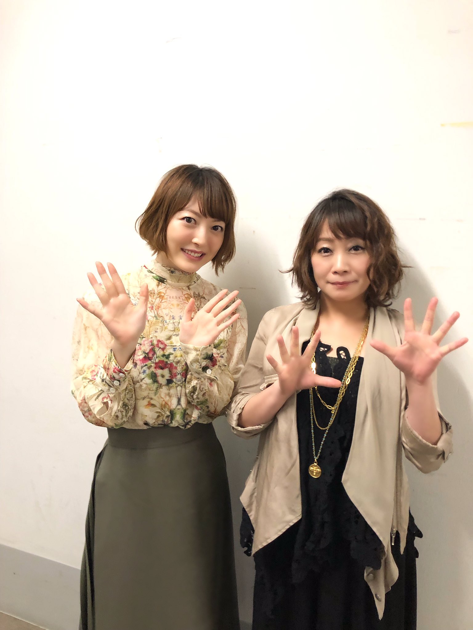 花澤香菜 今日はtokyo Game Show 19で 遊戯王ステージ Saoステージ Pso2ステージ 写真撮れなかった に参加させていただきました 観に来てくださった皆さまありがとうございました 楽しかったねー T Co Das57ikclu Twitter