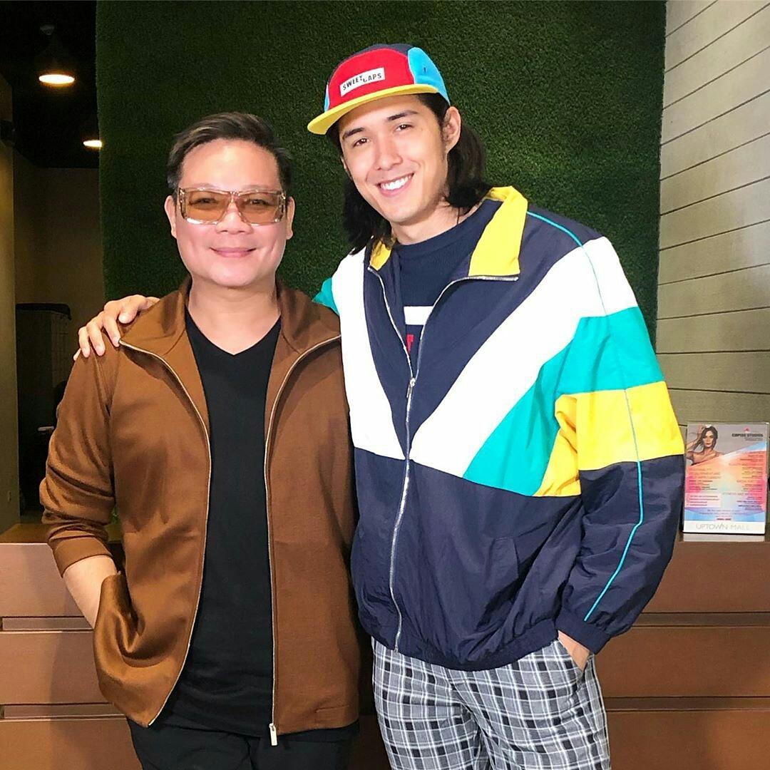 mygirl_3105's tweet photo. #Repost @jonasofmercator
@reposting_insta
. . . .
So nice to see and talk to you again @tommyesguerra . Letโs go chase our dreams ๐๐ผโค๏ธ #empireph #mercatormodels
https://t.co/35HJa4Caux
#TommyEsguerra
#TeamMercator
#empiremercator
#empirestudio https://t.co/BwCRNCAz6i