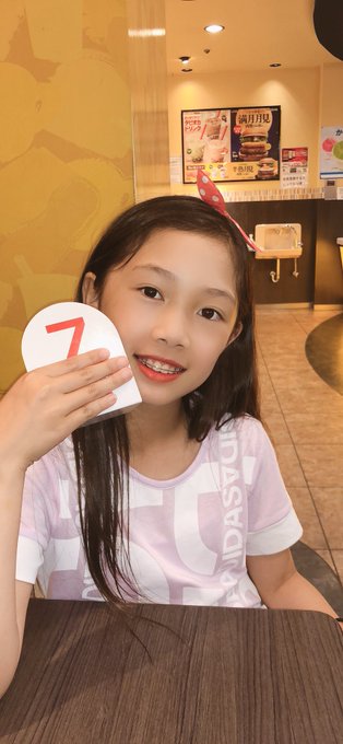 Twitterのコスプレ画像31