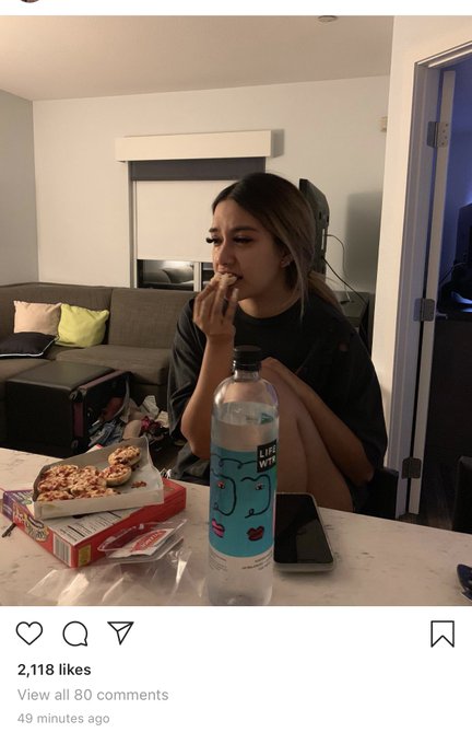 Watch Christina's leaked NSFW photo on TwXstars