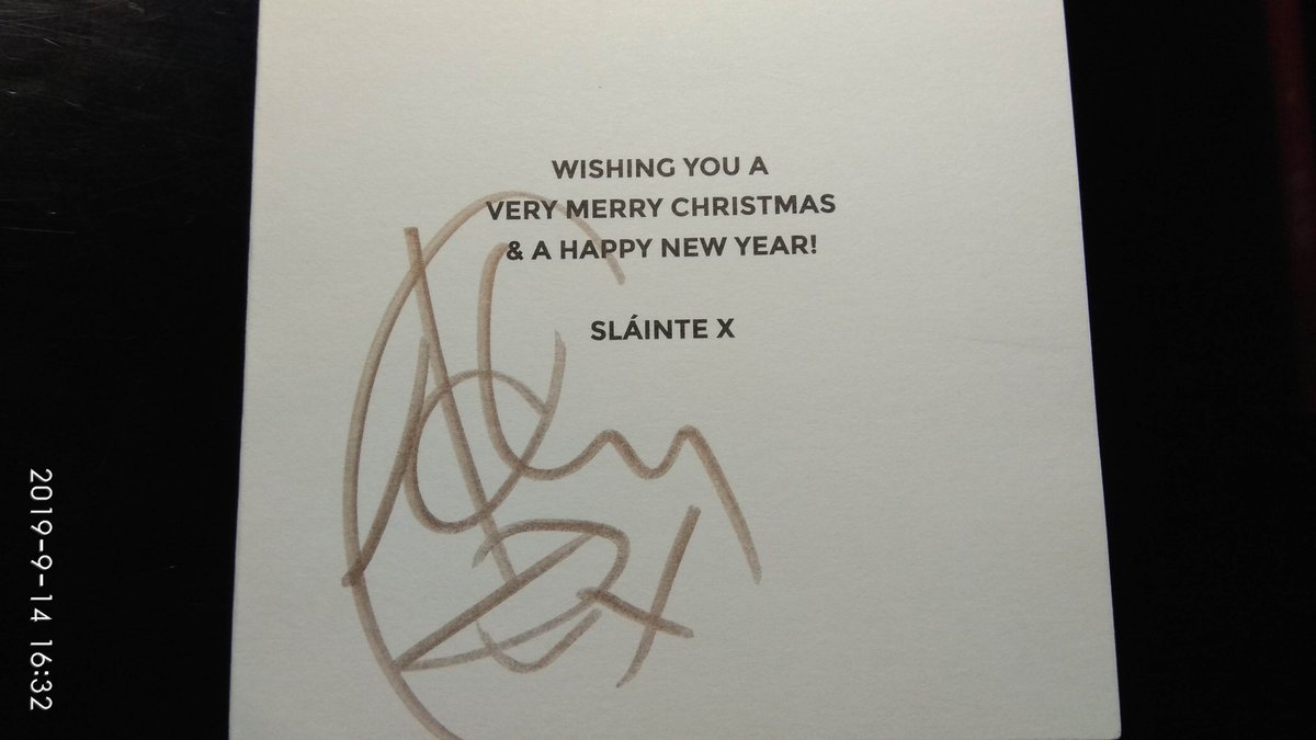 plumphoof's tweet photo. #20YearsOfWestlife
Such a #souvenir for a #Westlife #fan like me
#Christmas #card #idol #MarkusFeehily #signature #winter #WestlifeReunion #WestlifeTwenty #love #positive #coversong #solocareer #album #suit #gaelic #irish #celebrity https://t.co/9ttHlicTvA