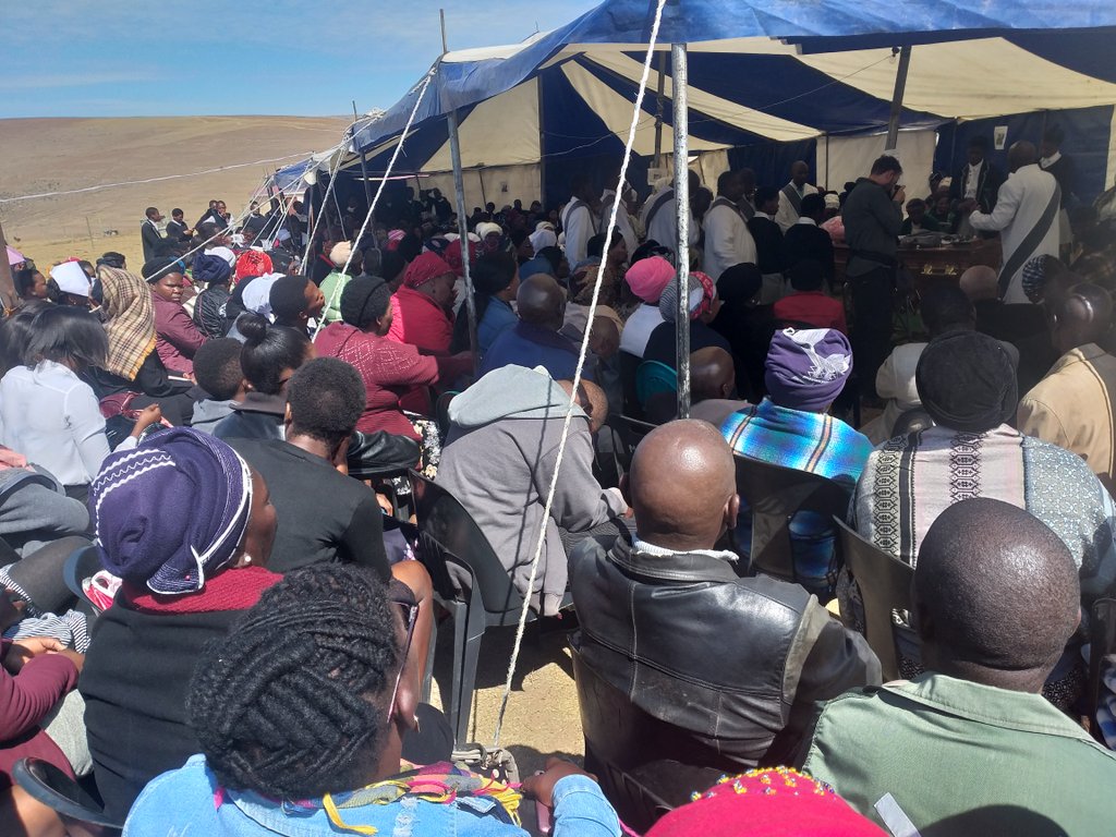 Athi_Saba's tweet image. Aviwe Wellem was young but more than 100 people have gathered at her maternal home in Qokolweni in the Eastern Cape to bury her. She was raped and murdered. Not a single official in sight. #SheWasNext
