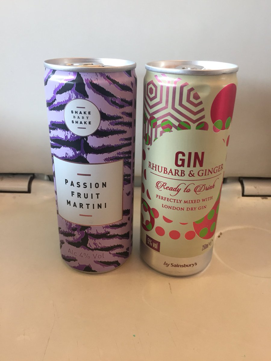 ClaireKreads's tweet photo. #startingearly with @sarahhardy681 Birmingham here we come #traindrinks https://t.co/3E9FNoxyvH