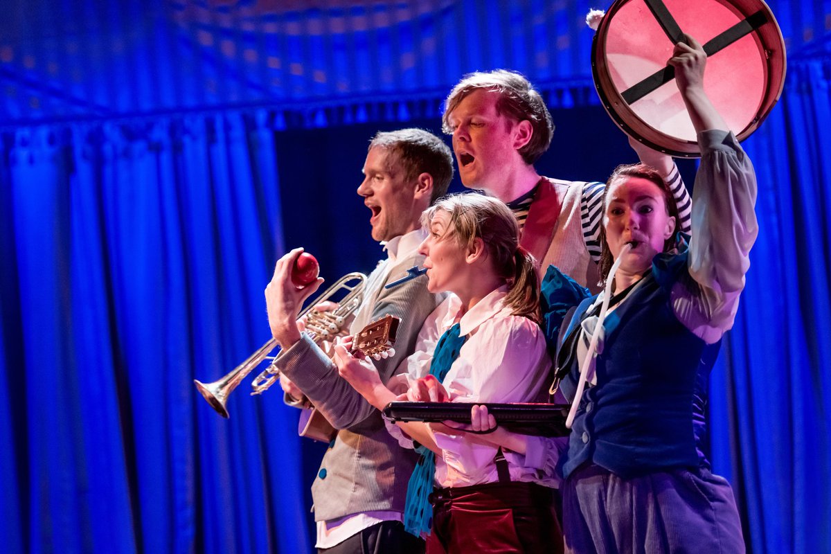 Lindsay Corr (@irishcoi) on Twitter photo "an aural and visual treat for families" 🌟 🌟 🌟 🌟 for @DanielPadden's #WhirlyGig -
@traverseTheatre today for 2 showings then touring!
🎵 🎺 🥁 <a href="/RedBridgeArt/">Red Bridge Arts</a> <a href="/CWheelsTheatre/">Catherine Wheels</a> edinburghguide.com/reviews/music/… "an aural and visual treat for families" 🌟 🌟 🌟 🌟 for @DanielPadden's #WhirlyGig -
@traverseTheatre today for 2 showings then touring!
🎵 🎺 🥁 <a href="/RedBridgeArt/">Red Bridge Arts</a> <a href="/CWheelsTheatre/">Catherine Wheels</a> edinburghguide.com/reviews/music/…