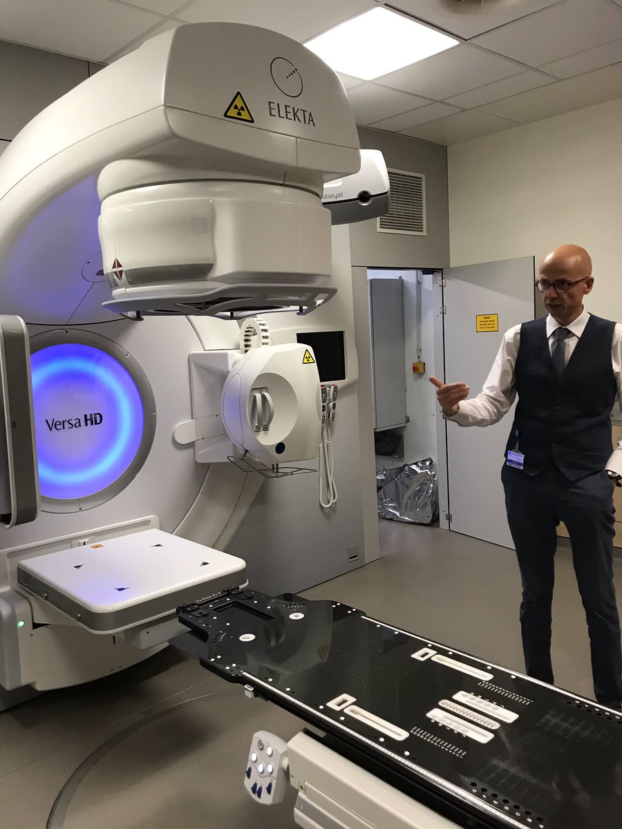 stlefebvre's tweet photo. Visite des infrastructures médicales avec le CA du @CHRVerviers. Une séance de formation idéale pour découvrir les enjeux de l’hôpital et améliorer la #gouvernance #radiotherapie #goedbestuur #samediauboulot #behealth #hopitaux https://t.co/8KblVaFV9O