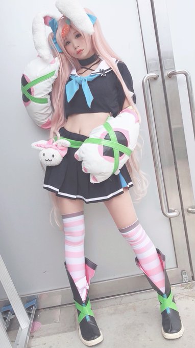 Twitterのコスプレ画像19