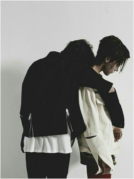 cxldbastard's tweet photo. ❝—𝑌𝑜𝑢'𝑟𝑒 𝑡𝘩𝑒 𝑜𝑛𝑙𝑦 𝑡𝘩𝑖𝑛𝑔 𝑡𝘩𝑎𝑡 𝑑𝑜𝑒𝑠𝑛'𝑡 𝑠𝑐𝑎𝑟𝑒 𝑚𝑒 𝑎𝑡 𝑎𝑙𝑙.❞ https://t.co/MFprkN32ct