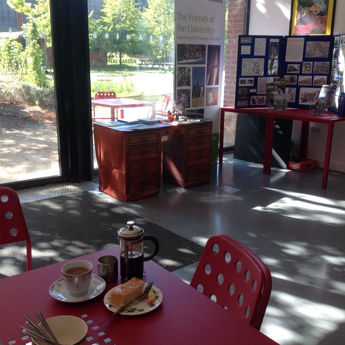 The Friends of UoR (@friendsuniofrdg) on Twitter photo 