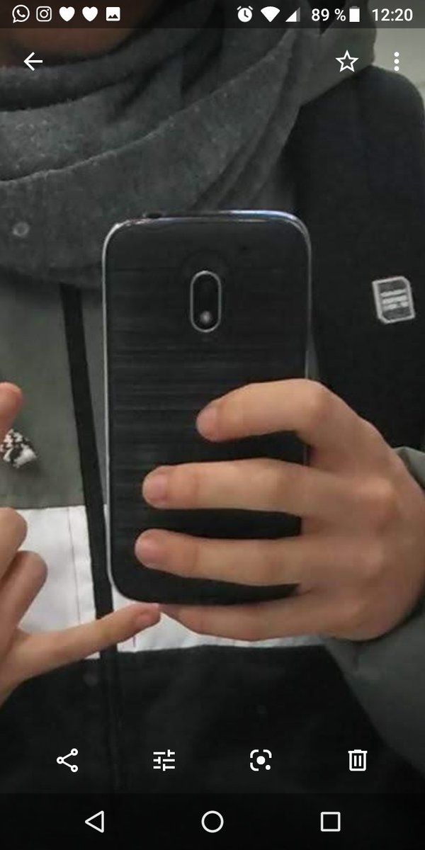 JuanMercado479's tweet photo. @fran_sanchez_99 @AgustinGomez75 #Savemyphone https://t.co/x1EQXrEhbv