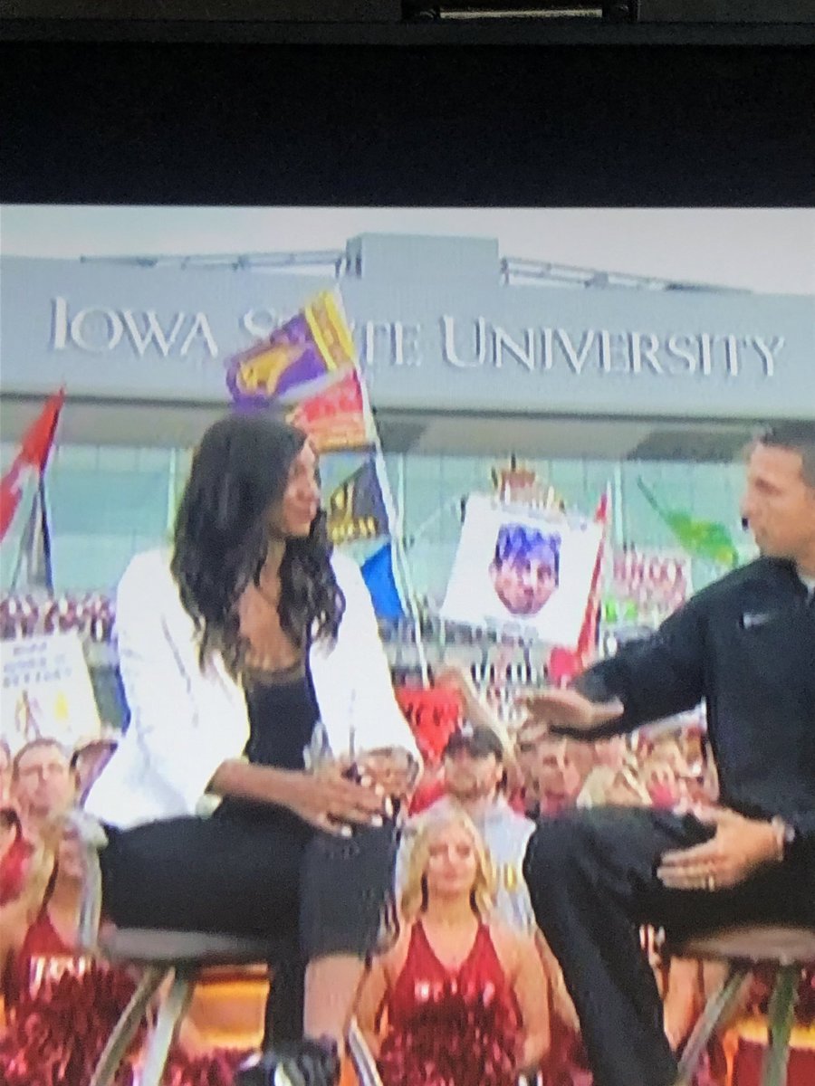 Whoever is flying that <a href="/UNIFootball/">UNI Football</a> flag should be honorary captain next Saturday