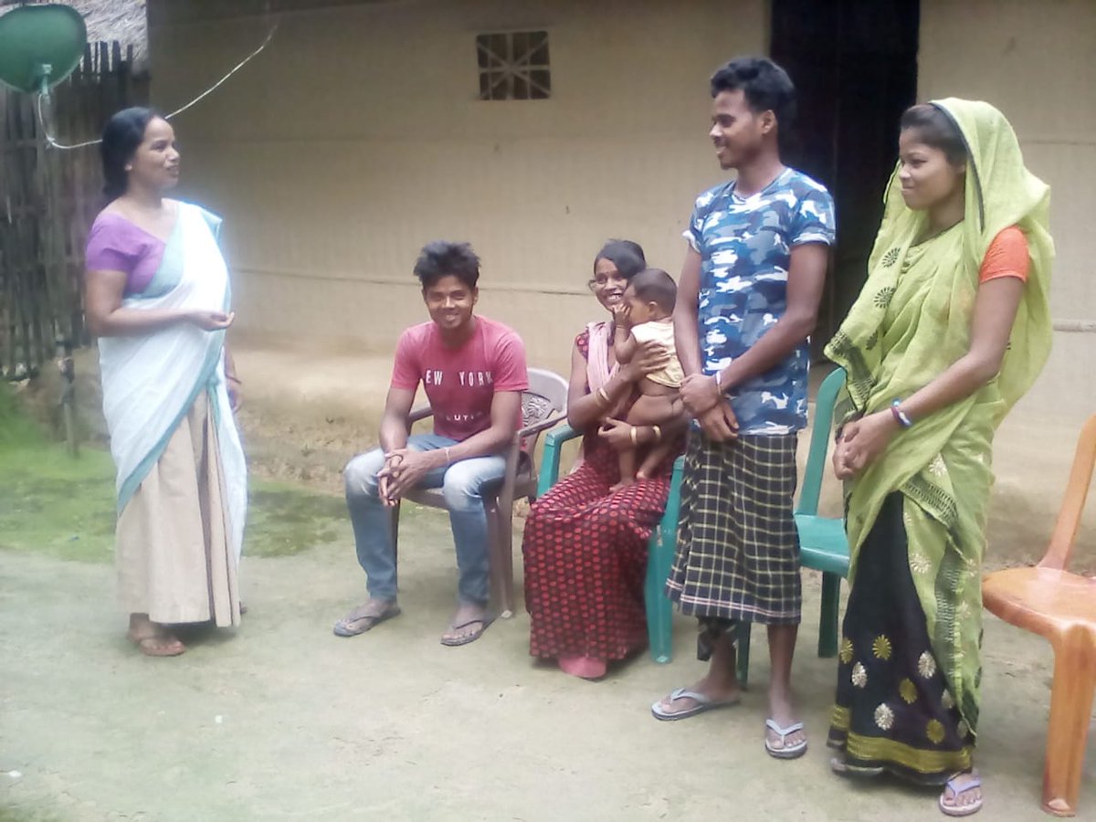 Mehnasheen786's tweet image. Family planning awareness programme along with newly wed couple organized by AWWs, ANM and ASHA under guijan ICDS project, Tinsukia @PoshanAssam @PhukanGitashree